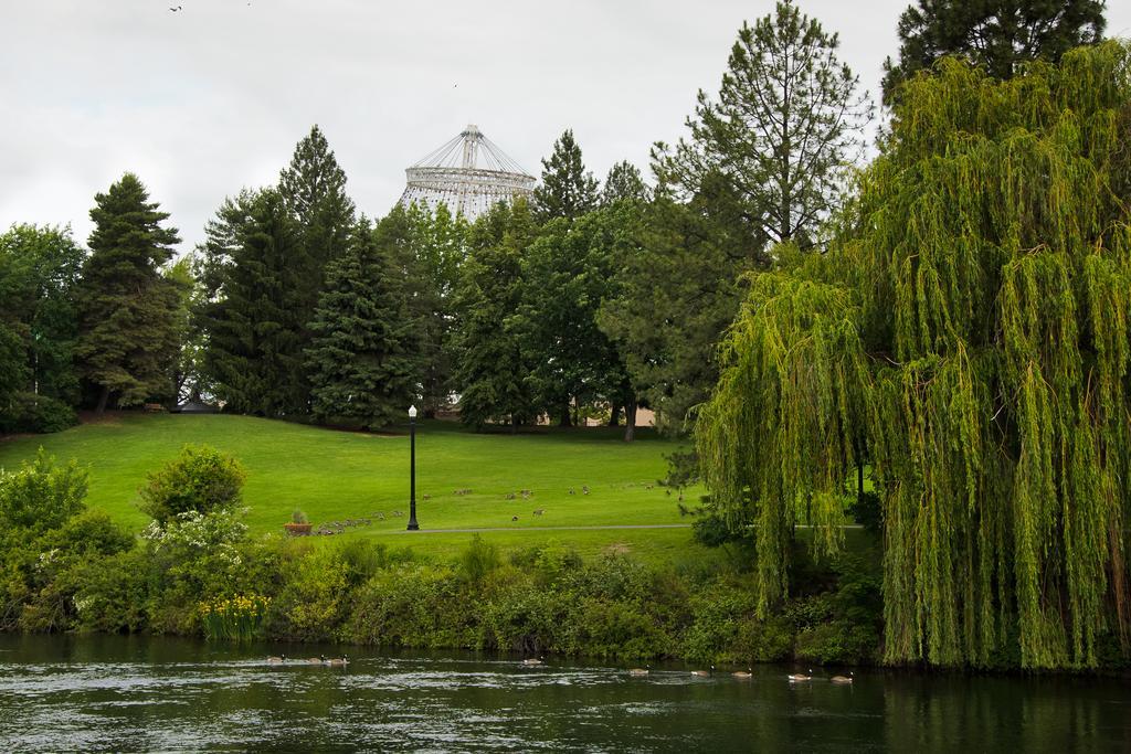 Oxford Suites Spokane Downtown Eksteriør bilde